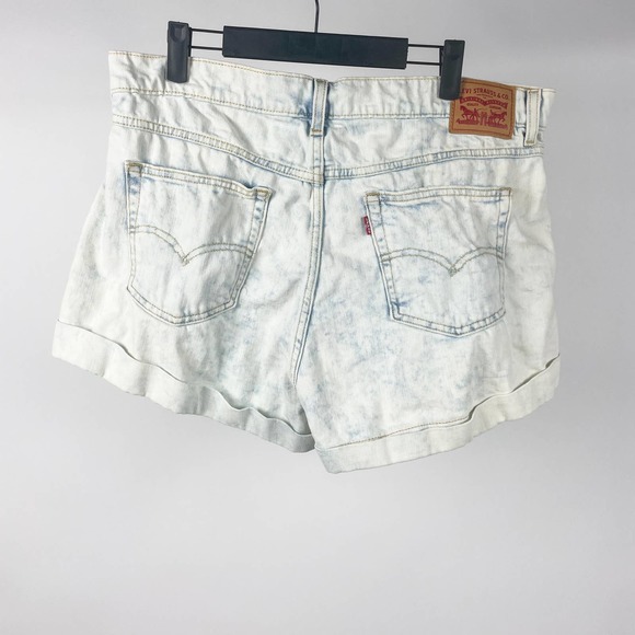 Levi's Levi Strauss Acid Wash Light wash Denim Shorts Jean Size 33 - Picture 7 of 8